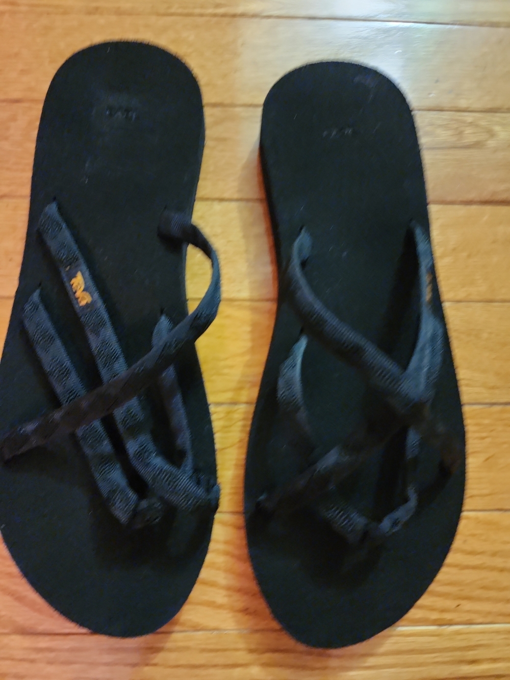 Teva OLOWAHU Women's Black Strappy Comfort Sandals
